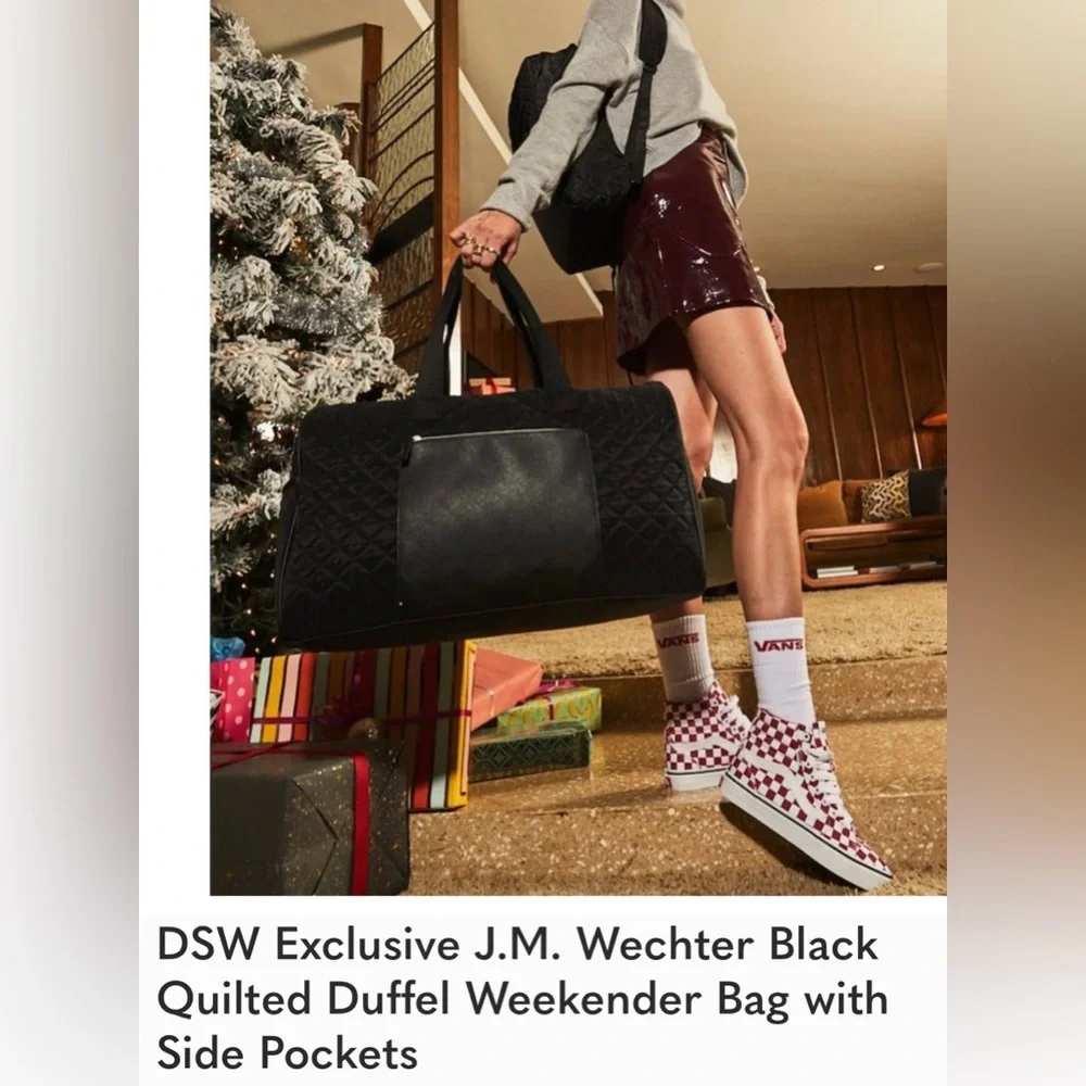 Quilted Weekender Bag - Picture 2 of 5